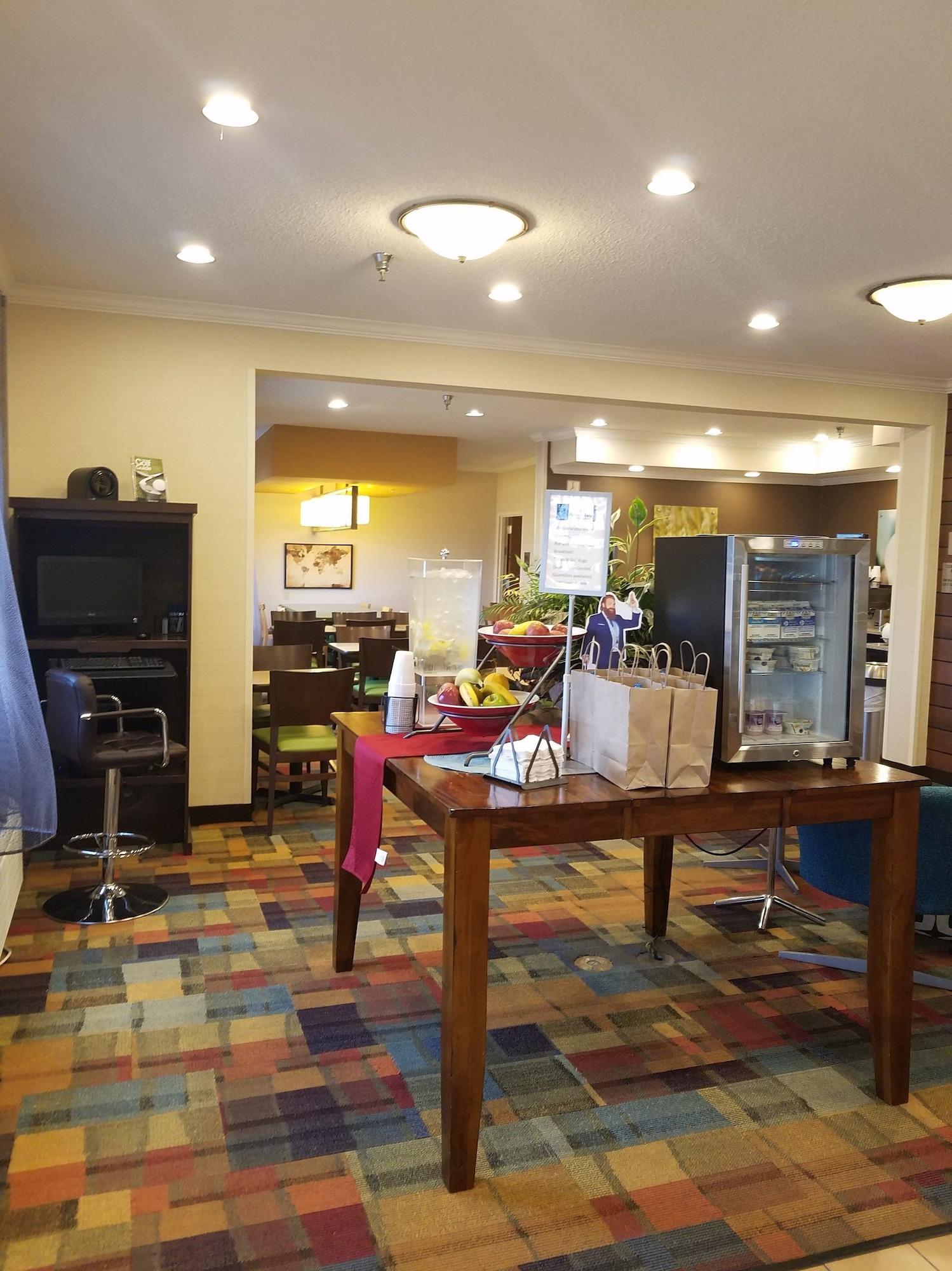 Americinn By Wyndham Airport Quad Cities