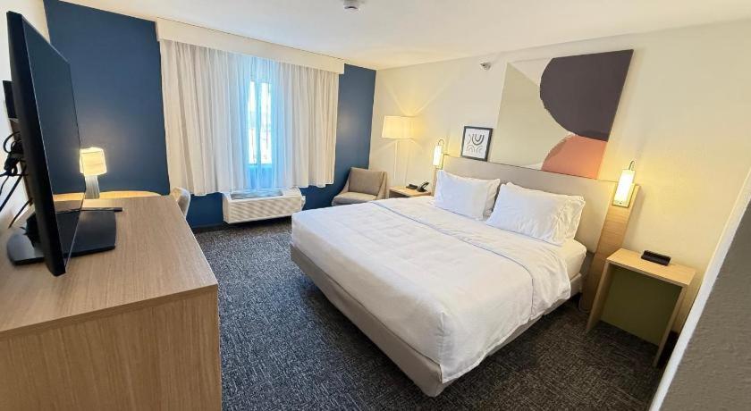 Americinn By Wyndham Airport Quad Cities Hotel