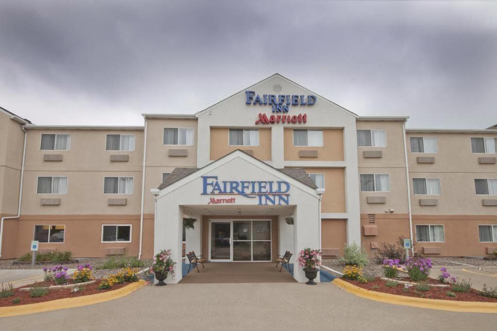 Hotel Americinn By Wyndham Airport Quad Cities Moline